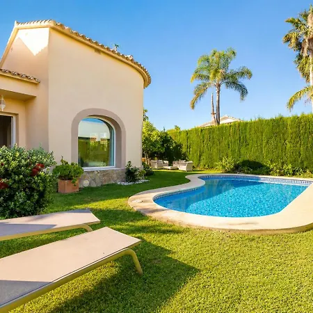 Vakantiehuis Oliva Nova - Private Pool